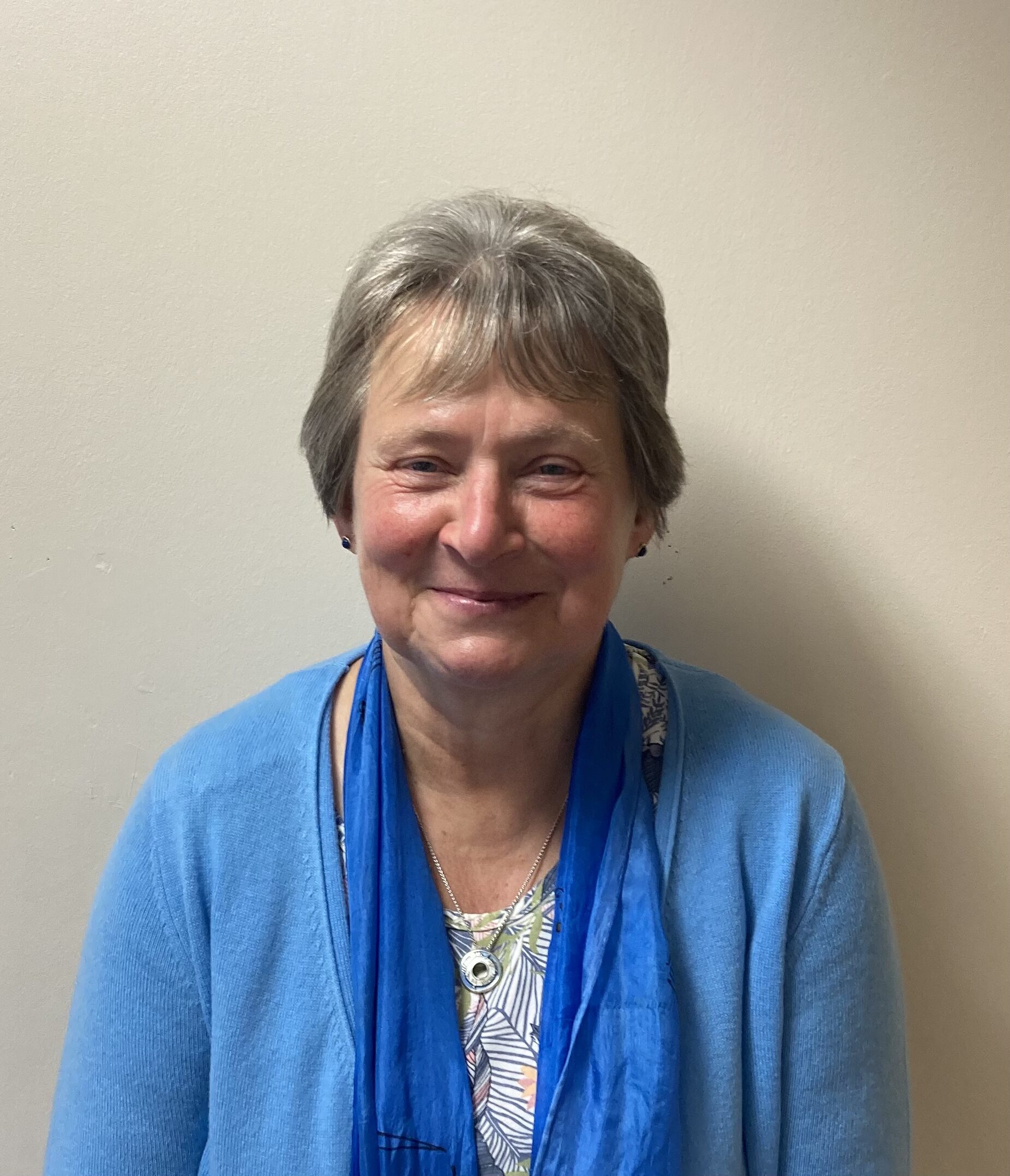 Ilka Roehe – Secretary